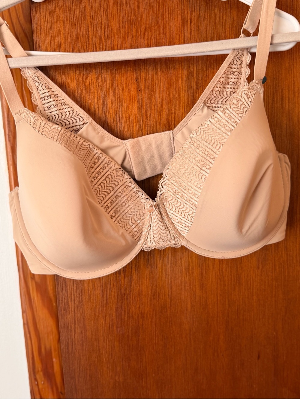 Maidenform Nude Lace-Trim Underwire Bra